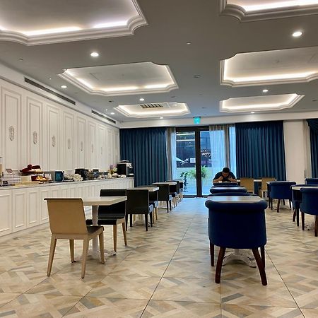 星鑽國際商旅 編號315 Hotel Тайнан Екстериор снимка