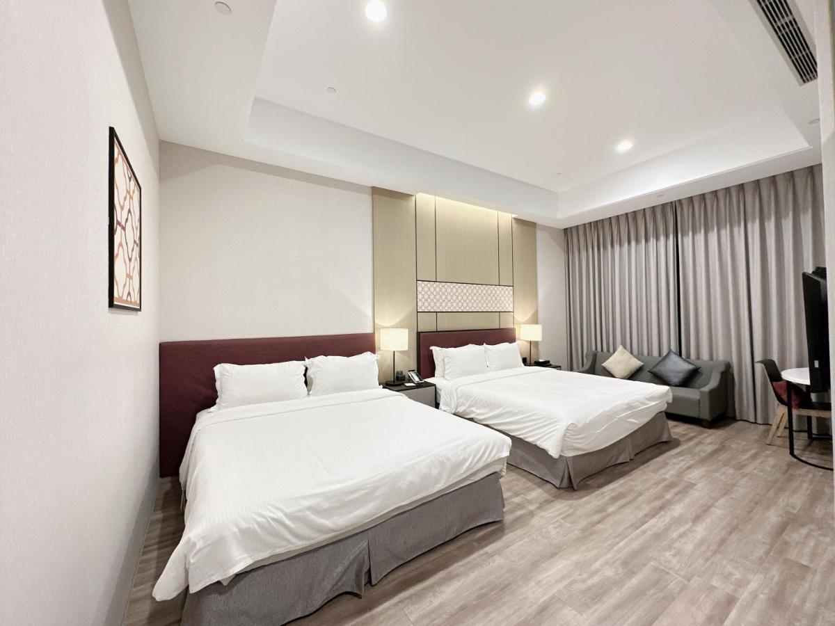 星鑽國際商旅 編號315 Hotel Тайнан Екстериор снимка