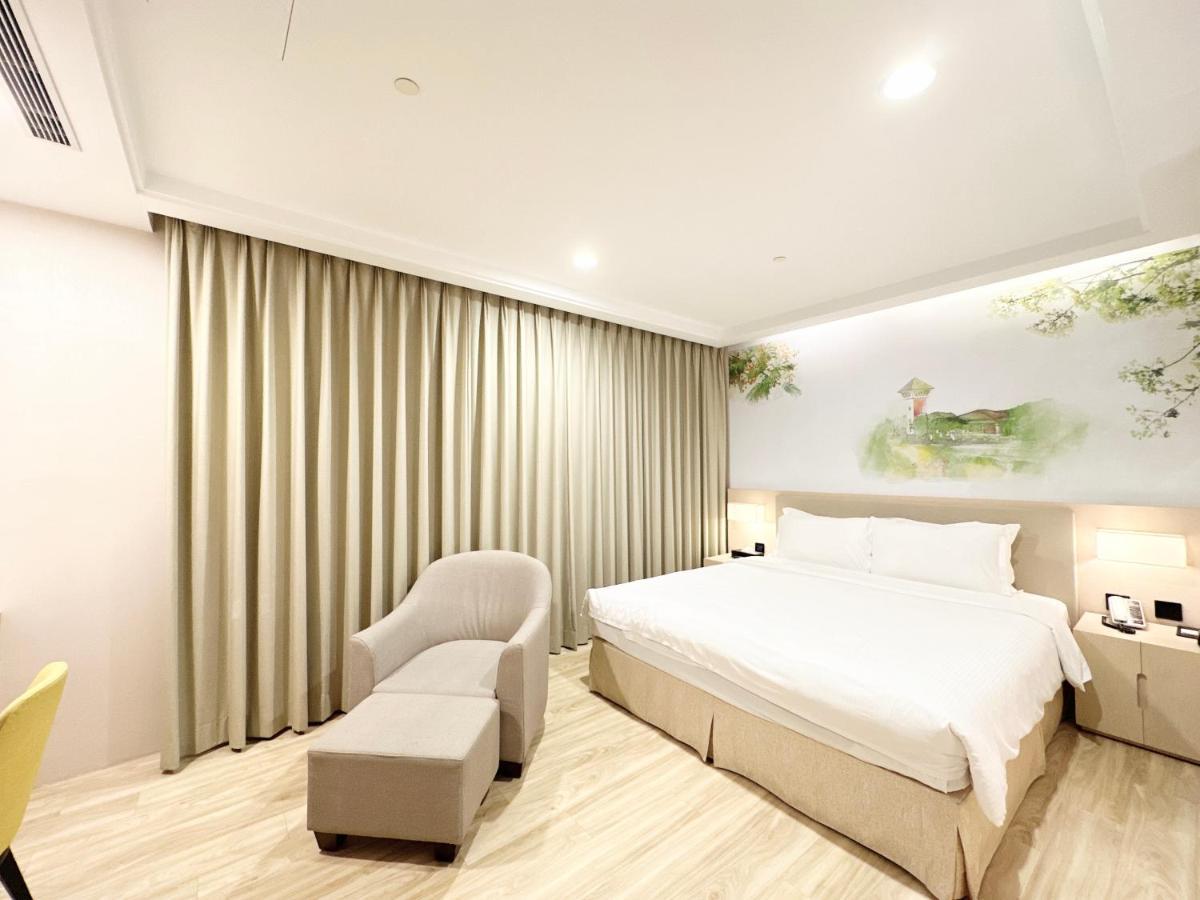 星鑽國際商旅 編號315 Hotel Тайнан Екстериор снимка