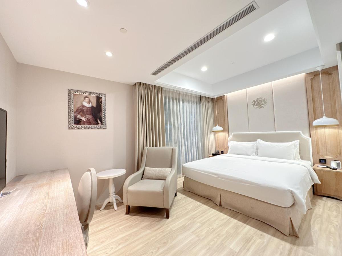 星鑽國際商旅 編號315 Hotel Тайнан Екстериор снимка