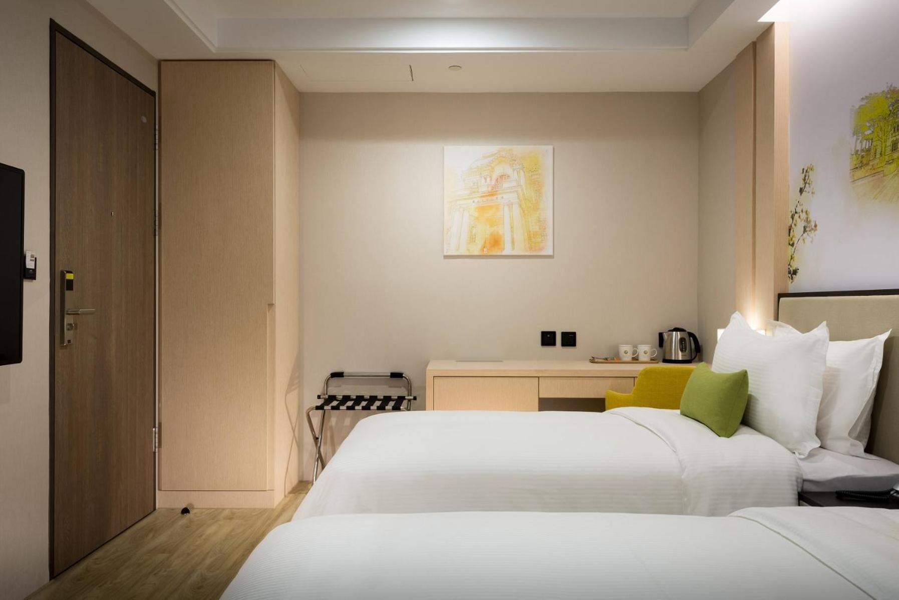 星鑽國際商旅 編號315 Hotel Тайнан Екстериор снимка