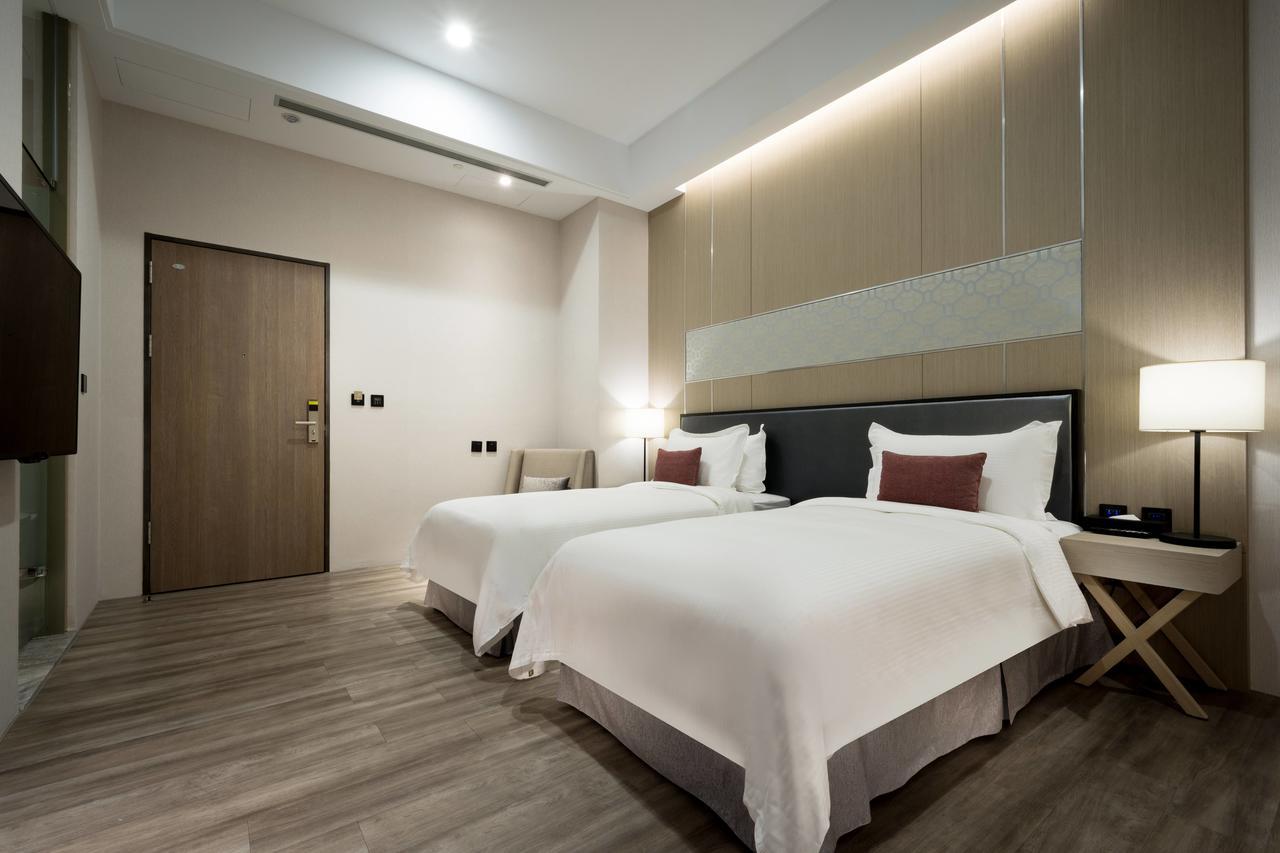 星鑽國際商旅 編號315 Hotel Тайнан Екстериор снимка